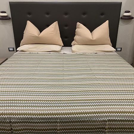 로마 Domus Cinecitta B&B 외부 사진